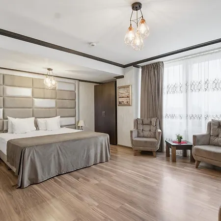 ゲストハウス Reyna