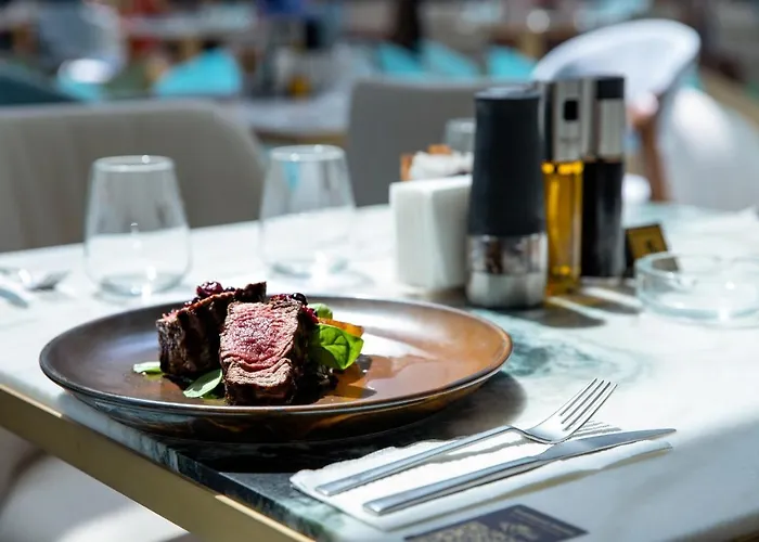 ゲストハウス Reyna