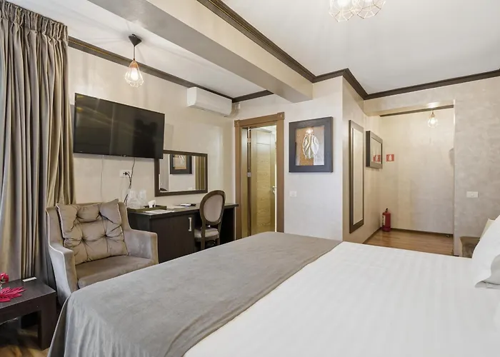 ゲストハウス Reyna 4*