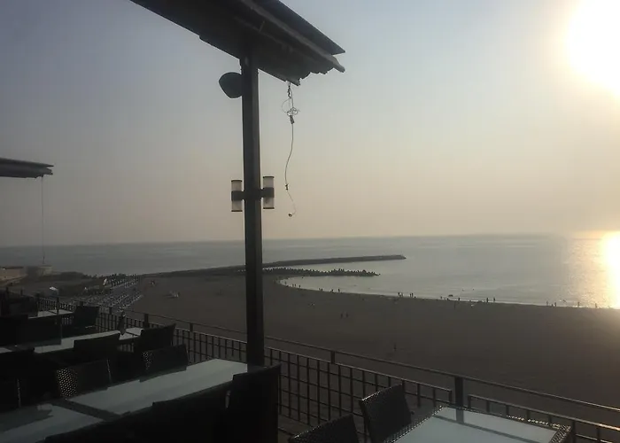 Reyna ゲストハウス